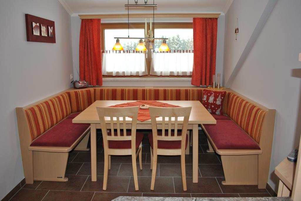 Gaestehaus Essl Mariapfarr Bagian luar foto