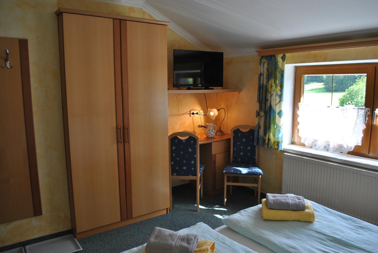 Gaestehaus Essl Mariapfarr Bagian luar foto